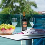 Affittacamere Azzurro Luxury Traù