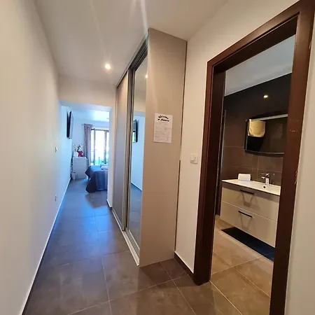 Azzurro Luxury Guest house