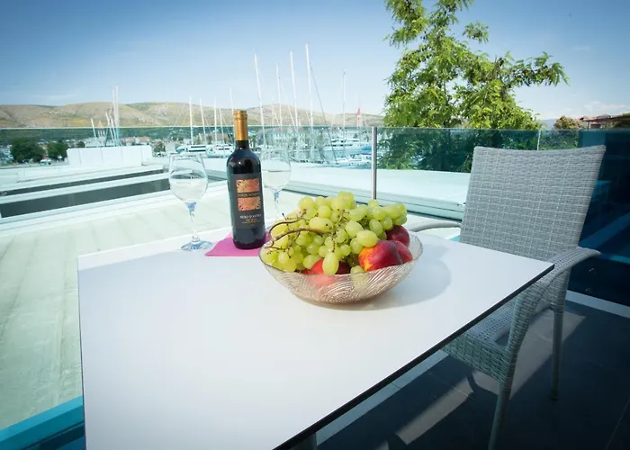 Azzurro Luxury